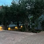 Studio Apartment Elena
