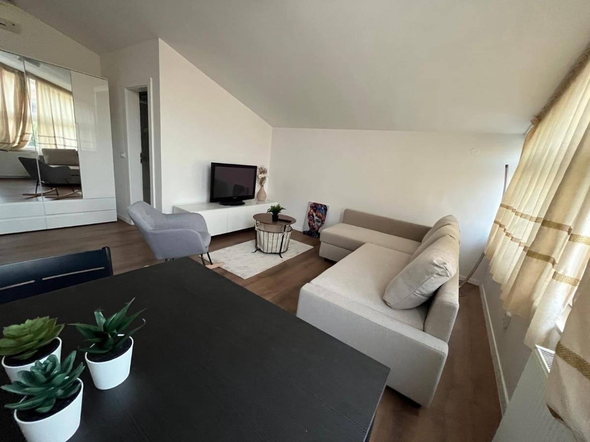 Apartment Studio Elena Zadar